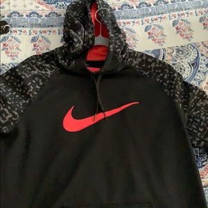 Nike’s hoodie (Dri-fit)
